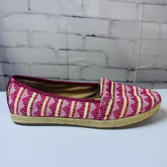 b.ø.c. Born Concept Espadrille Flats | Size 7.5M | Red & Yellow Aztec Print - Picture 1 of 10